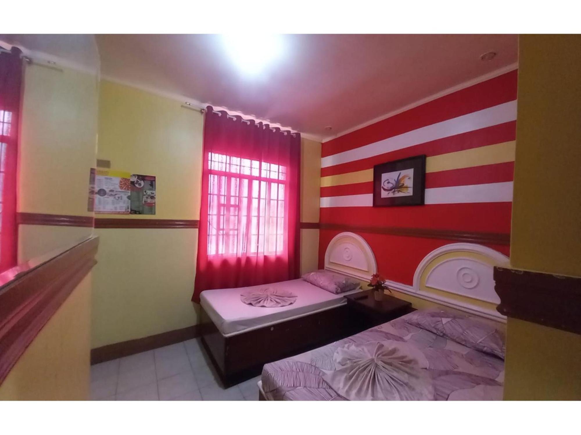 Oyo 1048 Jomckayl Apartelle Naga Kültér fotó