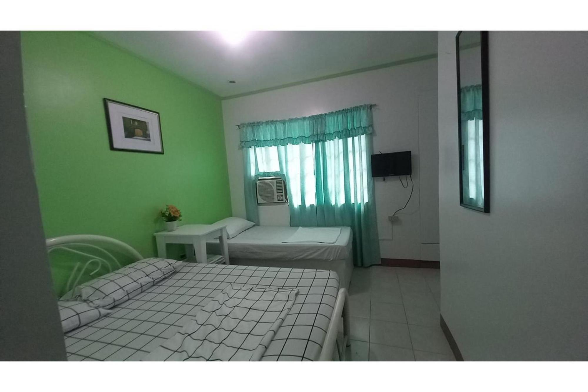 Oyo 1048 Jomckayl Apartelle Naga Kültér fotó